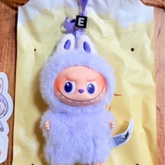 ポップマート ザ モンスターズ 　E　ラブブ ピン フォー ラブ シリーズ ぬいぐるみ ペンダント の画像