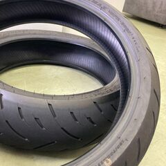 【リサイクルショップ ピカソ 小松原】🏍✨ DUNLOP SPORTMAX GPR300 前後セット！ ✨🏍★9393★の画像