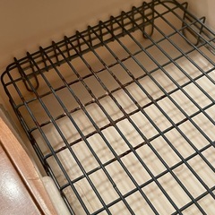 【引取り決定】トイレ①ラビットフィットパン/うさぎトイレ 角型 固定 ワイヤーメッシュスノコ 小動物 ウサギ モルモット SANKO 三晃商会の画像