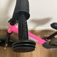 ストライダー　12インチ　ピンクの画像