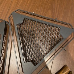 焚き火サイドスタンドの画像