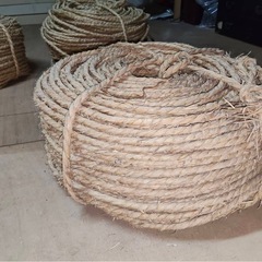 藁縄　何メートルあるかわかりません分かりませんの画像