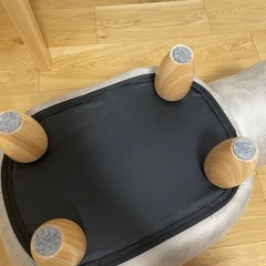 サイのスツール　椅子の画像