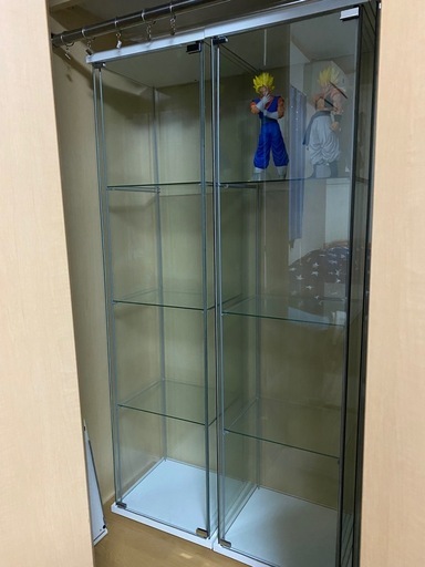 IKEA  デトルフ　フィギュアコレクションケース