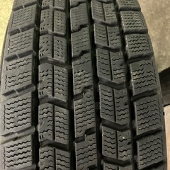185/70r14スタッドレスタイヤ付きの画像