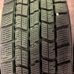 185/70r14スタッドレスタイヤ付きの画像
