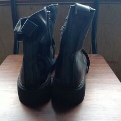 新品 22.5cm レディース ブーツ ブラック 厚底 シューズ 普段着 識別番号:【B089-S】の画像