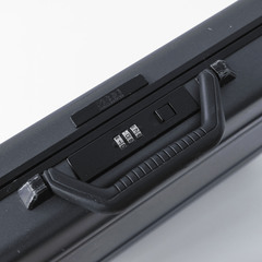 【ZERO HALLIBURTON】ゼロハリバートンアタッシュケース(文京区本郷三丁目駅付近)の画像