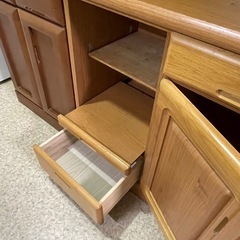 中古 食器棚　お引取り 差し上げますの画像