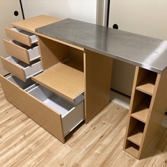 キッチン用の棚の画像