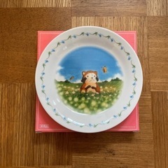 【未使用】ラスカルお皿の画像