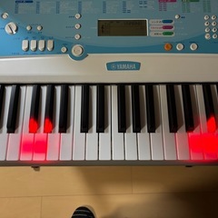 ヤマハ　キーボード　スタンド付き USED  電子ピアノの画像