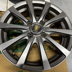 マナレイ ユーロスピード 4穴 15インチ 汎用 4本セットの画像