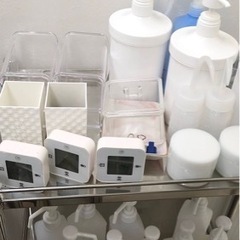 ステンレススチール 3段ラック キャスター付きの画像