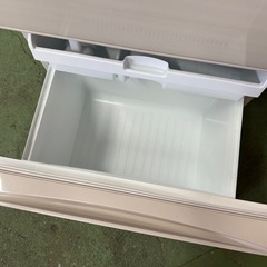 326送料設置無料  東芝　自動製氷機能付き大型冷蔵庫　363L  洗濯機の画像