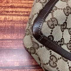 GUCCIより【ハンドバッグ ブラウン】の画像