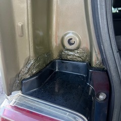 H27年式ウェイクターボ❗️板金の仕上がり悪い為、外装気にならない方向けです💦サビで　穴あき箇所ありだったので自家塗装&コーキング処理済み❗️走行距離51000km低走行ですが車検来月💦　クーラー🆗機関良好♪ 説明文必須‼️の画像