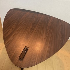 【三角ダイニングテーブル】の画像