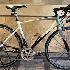GIANT　DEFY3-ロードバイクの画像