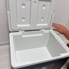 LOGOS クーラーボックスの画像