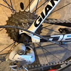 GIANT　DEFY3-ロードバイクの画像