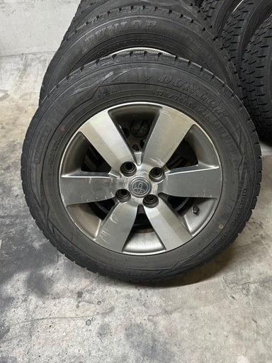 175/70r14 スタッドレス　トヨタ純正