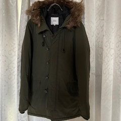 美品です‼️あったかジャケット　帽子のファー取り外し可能の画像