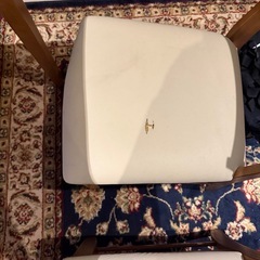 テーブル・イスの画像