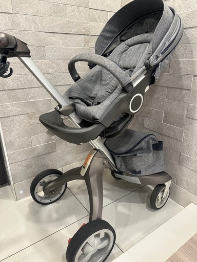 ストッケ　ベビーカーエクスプローリー