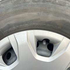 ハイエース195/80/15の画像