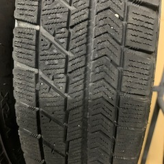 価格相談ありましたら、お気軽にコメントお待ちしてます。ブリヂストンスタッドレス　145/80-13 VRX 2018年製タイヤのみの画像