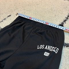 薄いズボン　子供服の画像