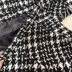 ツイードスーツの画像