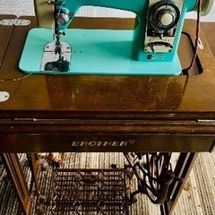 昭和　ミシン　アンティーク　ディスプレーアイテムの画像