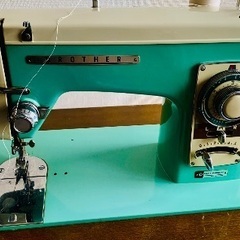 昭和　ミシン　アンティーク　ディスプレーアイテムの画像