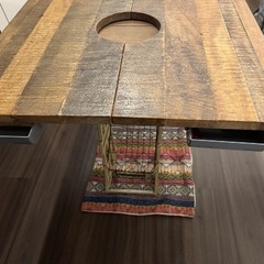 カフェテーブルの画像