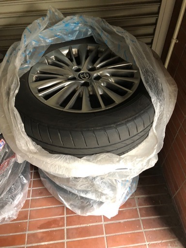 値下げ不可！早い者勝ち　アルファード/ヴェルファイア 30系 トヨタ純正 タイヤホイール TOYO TIRES