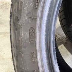 バリ山　215/50R17 4本セットの画像