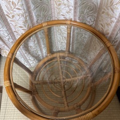 籐テーブル　ラタンテーブル　ガラス天板　の画像