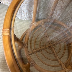 籐テーブル　ラタンテーブル　ガラス天板　の画像