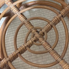 籐テーブル　ラタンテーブル　ガラス天板　の画像