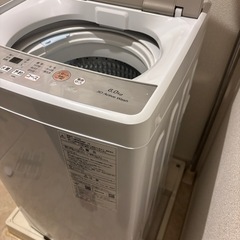 AQUA 洗濯機2024年　白AQW-S6P 6kg 元値3.1万　洗濯槽洗浄済み美品の画像