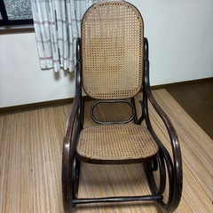 【受付終了】ロッキングチェアの画像