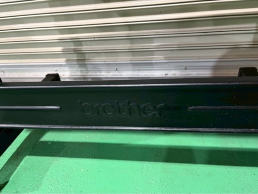 ミシン台加工の杉のテーブル　brother ブラザー　れとろレトロ