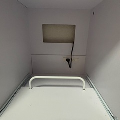 キッチン家電収納棚 ホワイト コンセント2個口 キャスター付の画像