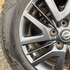 日産純正スタッドレスタイヤ4本ホイル付き　225/65R17の画像