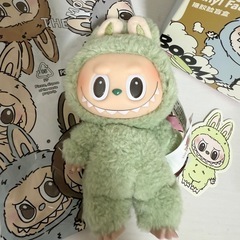 ラブブ　グリーンの画像