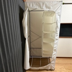IKEA ワードローブ
の画像