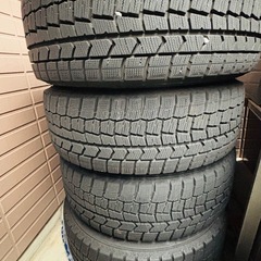 スタッドレスタイヤ　
205/65R16 92Qの画像