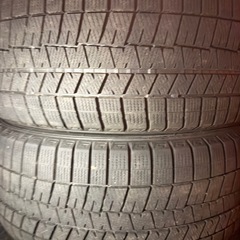 良品！18インチスタッドレス4本セット！アルファードなどの画像